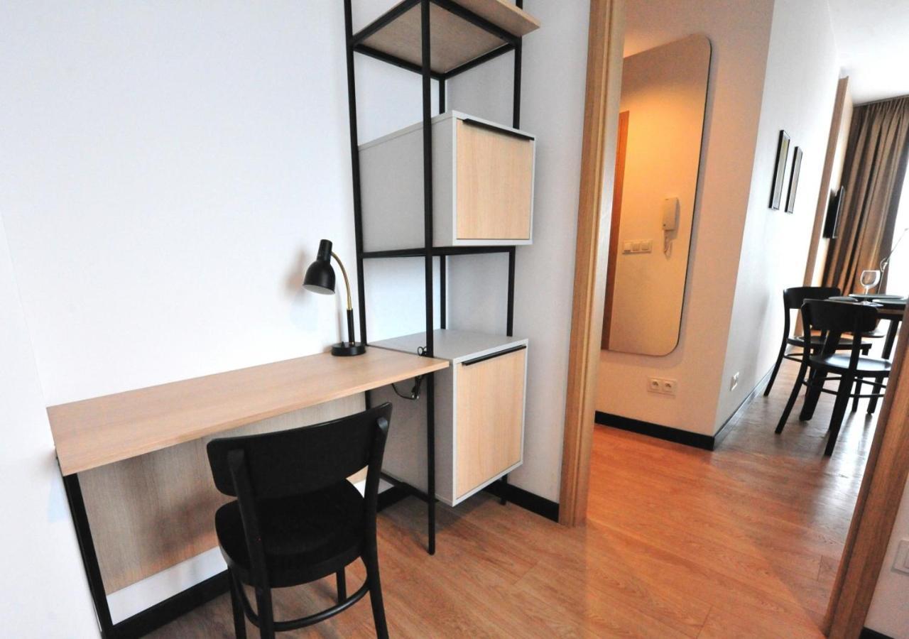 Bk Aparthotel Praga - National Stadium - Comfortable Apartment For 4 People Warsaw Exterior photo