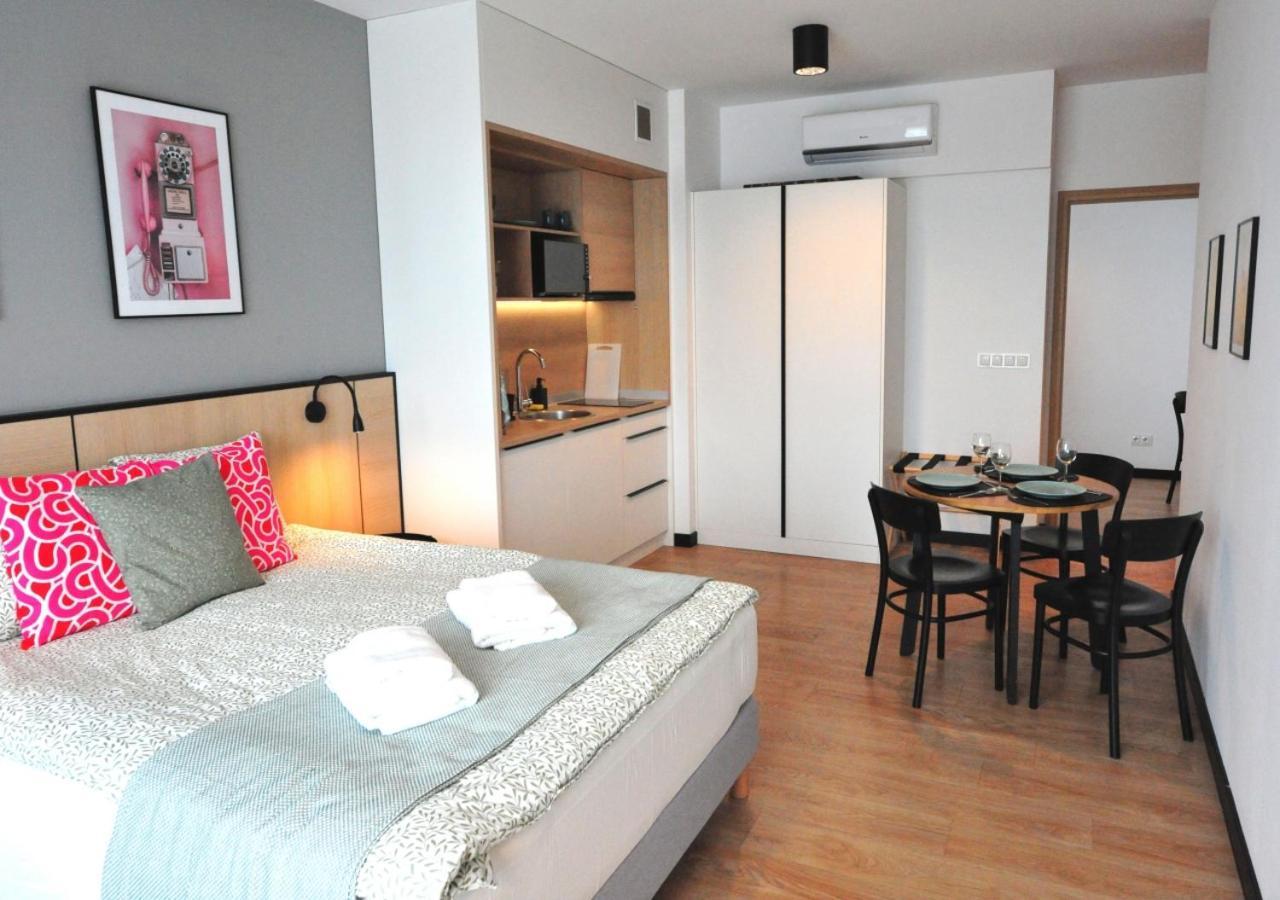 Bk Aparthotel Praga - National Stadium - Comfortable Apartment For 4 People Warsaw Exterior photo